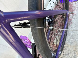 Spray painted throne bike 29er (READ DESCRIPTION)