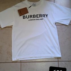 Burberry (London-England)  