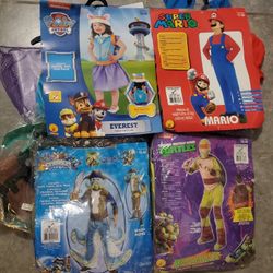 Halloween Costumes 