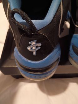 Penny hardaway signed Jersey size 44 and Penny hardaway size 13 shoes