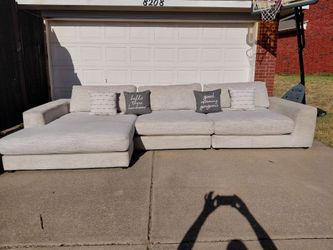 Sectional Couch (delivery available)