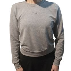 Women's Long sleeve gray Nike pullover XS