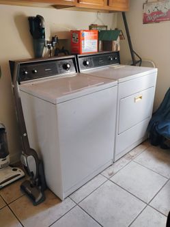 Washer and dryer good running condition matching set