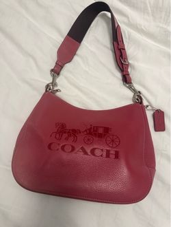 Pretty item! Like New