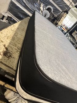 Truck mattress