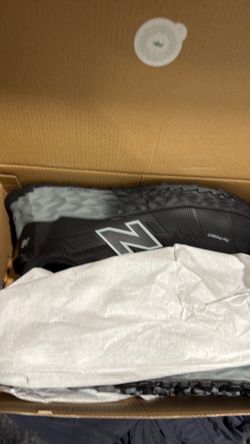 New balance comp toe 8 1/2 Wide