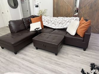 Sectional couch