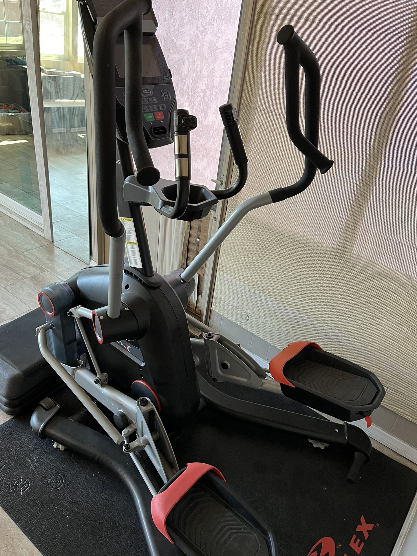Bowl flex Lateral LX Elliptical machine