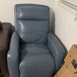 Recliner Chair 