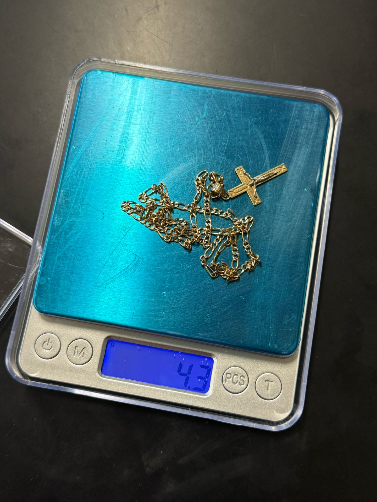 Buying Gold 10-14k For The Right Price Lmk