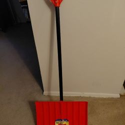 (1) Snow Shovel NE Philly Its Still Available Cash Only