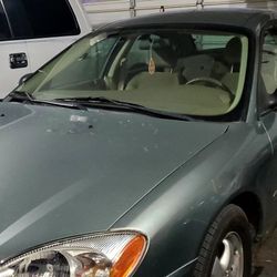 2005 Ford Taurus