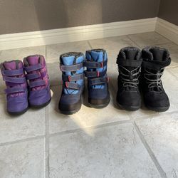 Snow Boots Size 1, And 4 Kids