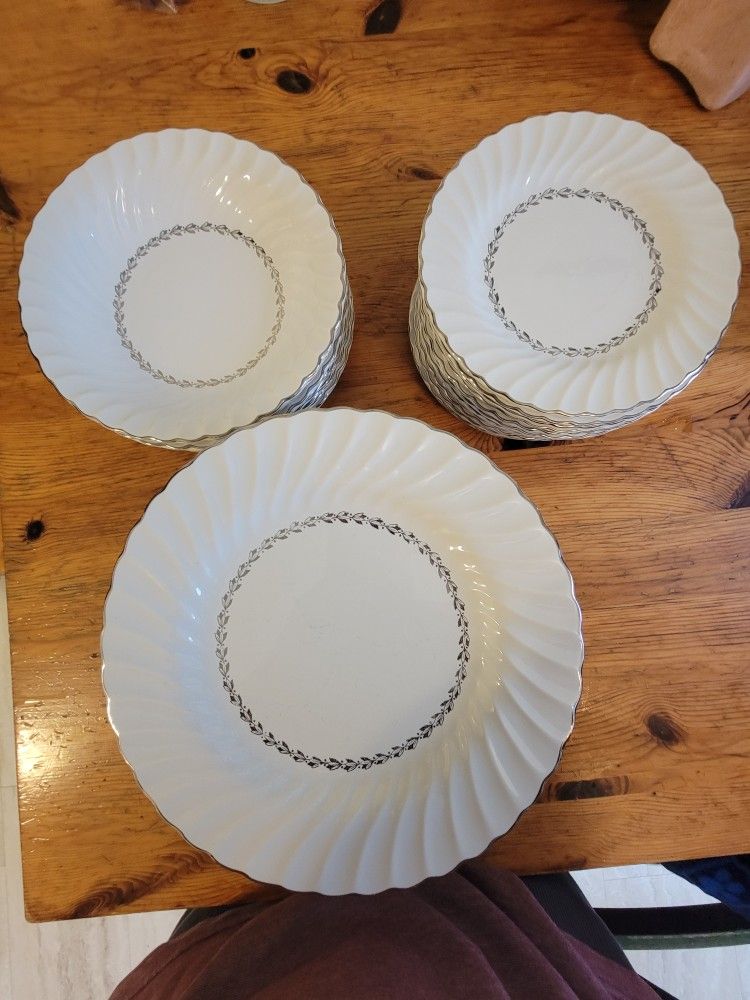 Sheffield Bone White Dinner Plates