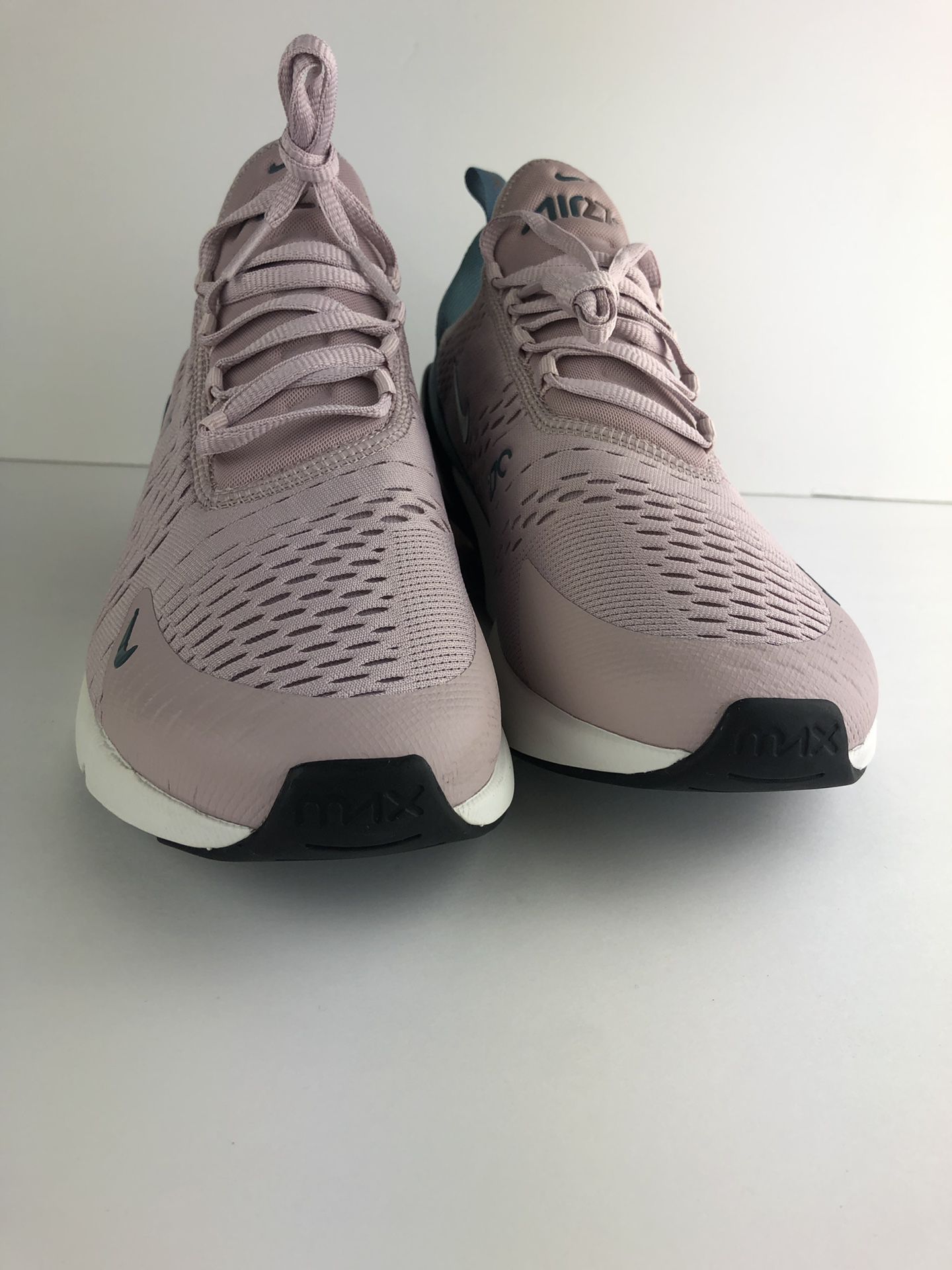 NIKE AIR MAX 270 PARTICLE ROSE CELESTIAL TEAL WOMENS SIZE 12AH6789-602 Sale in Highland, CA - OfferUp