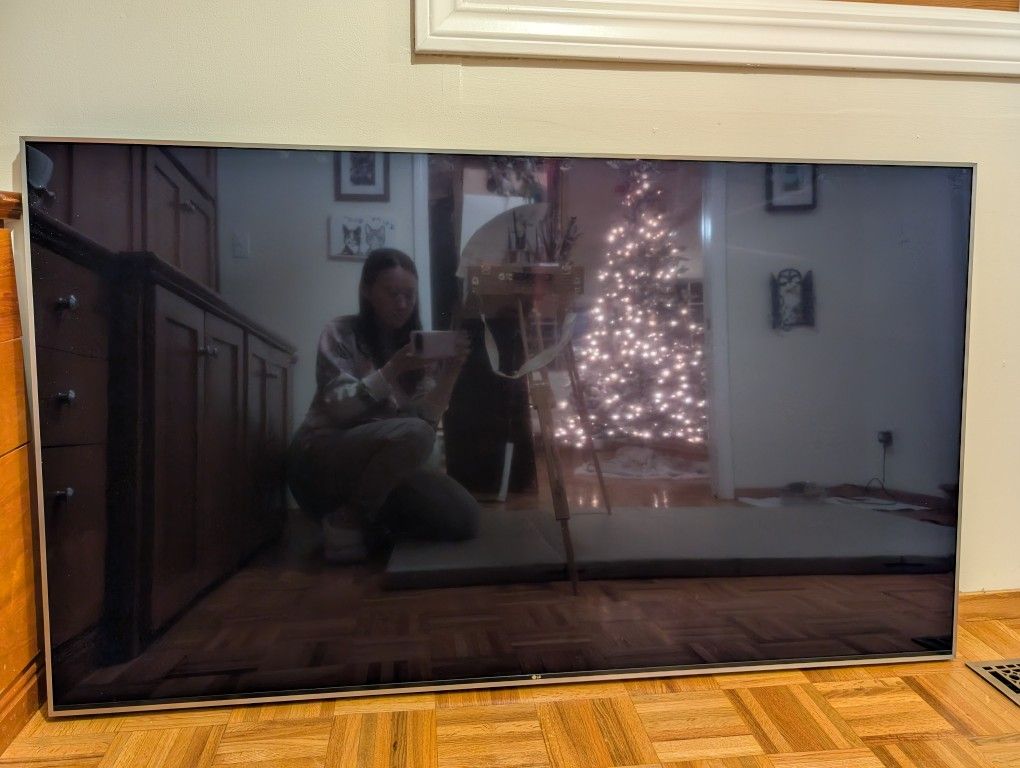 65 Inch LG TV In Great Conditon