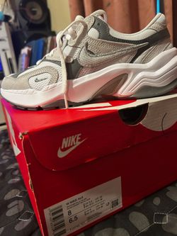 Brand new Nike shoes