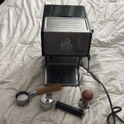 Coffee Maker Delongghi