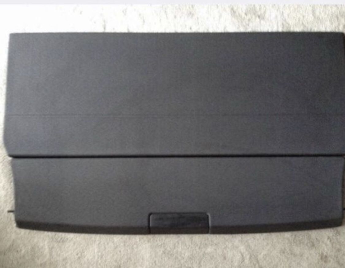 Range Rover HSE Cargo Cover OEM (privacy)
