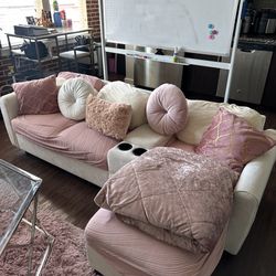 Nice Couch With Storage 