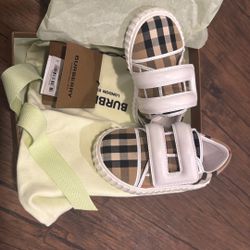 Burberry Shoes ( Kids ) 