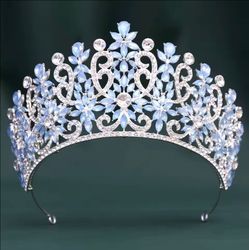 Tall tiara/crown quinceañera