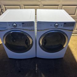 Whirlpool Washer And Dryer In Good Condition. Free Delivery And Installation 