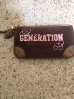 Juicy Couture wristlet