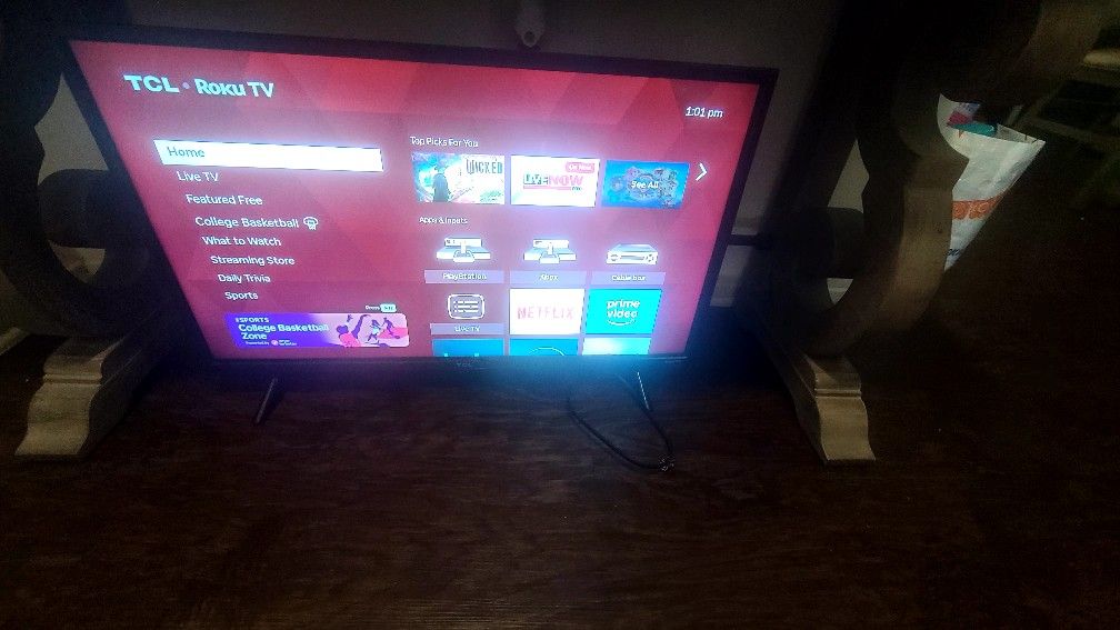USED TCL Roku TV With Remote Works Perfectly