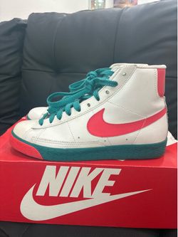 Women Nike blazer vintage