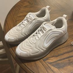 Nike AirMax Tennis Shoes/ Sneakers 
