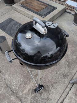 Weber 22" kettle grill