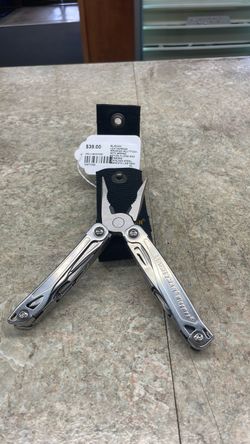 Leatherman wingman multi tool w/spring action plaits & scissors includes case 70517065
