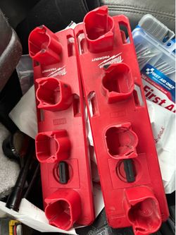 M12 battery holder