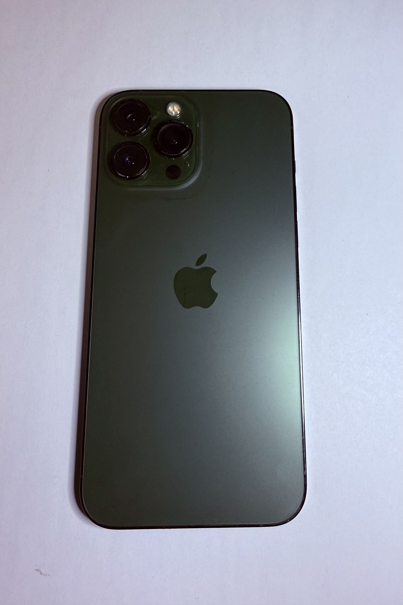 iPhone 13 Pro Max With Tik Tok