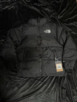 Black North Face puffer 
