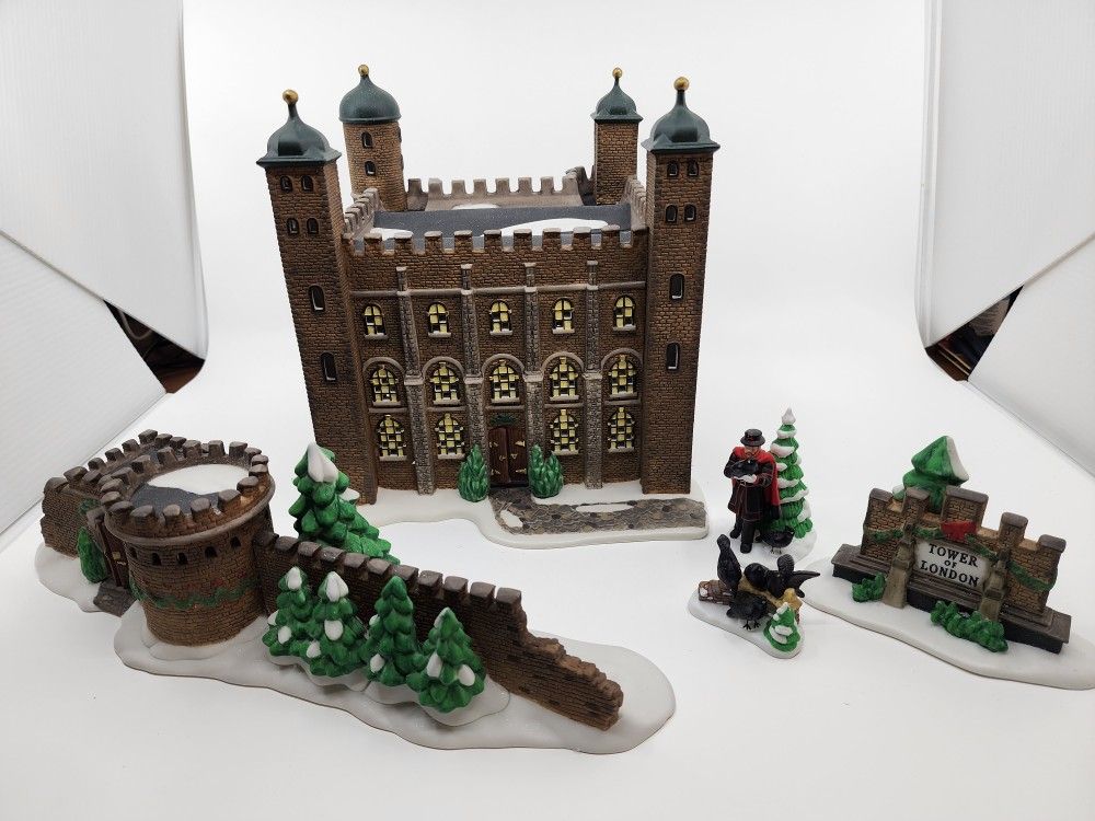 Dept 56 Dickens Historical Landmark Series Tower Of London #58500