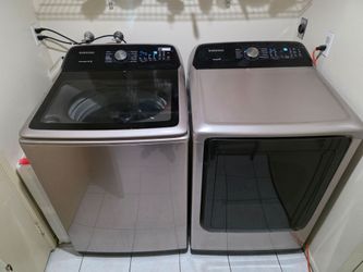 Samsung Washer and Gas Dryer Set