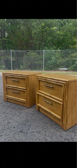 Lea the bedroom  people nightstand