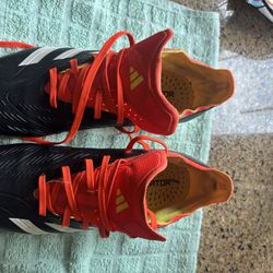 Outdoor Soccer Shoes 