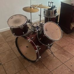 GRETSCH BlackHawk Drum Set 