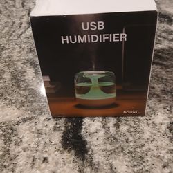 2 Humidifiers