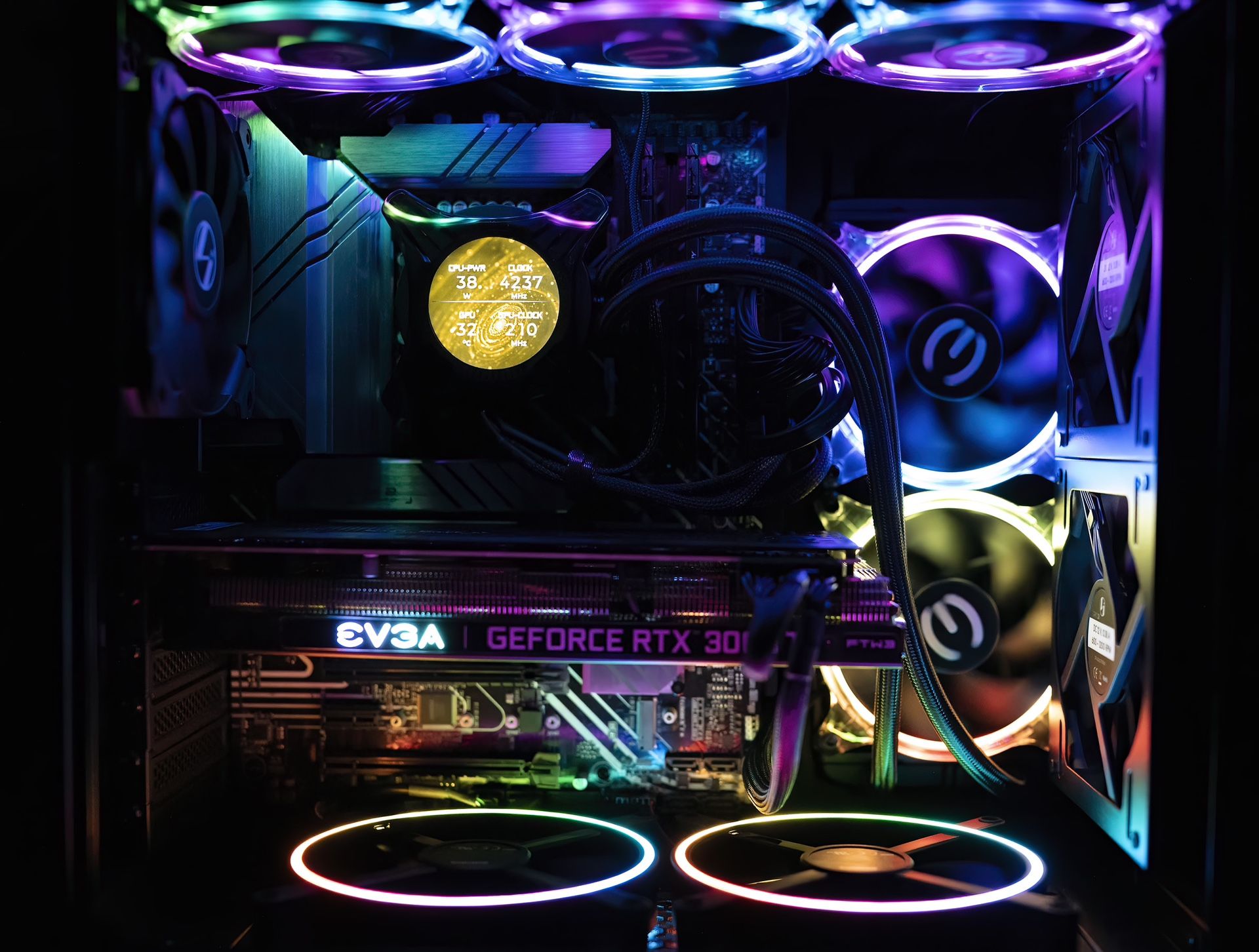Stylish Brand new custom Built Gaming PC. 32GB DDR5 Ram/1TB NVMe, GeForce RTX 3060Ti
