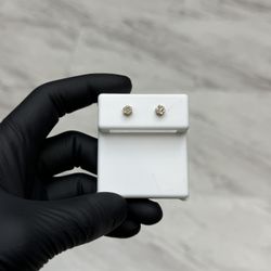 Mini Diamond Flower Earrings 14K Gold