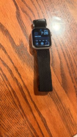Apple Watch SE (GPS) (2nd Generation)