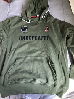 Undefeated jacket xl