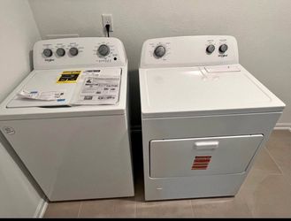 Whirlpool Washer and Dryer Set