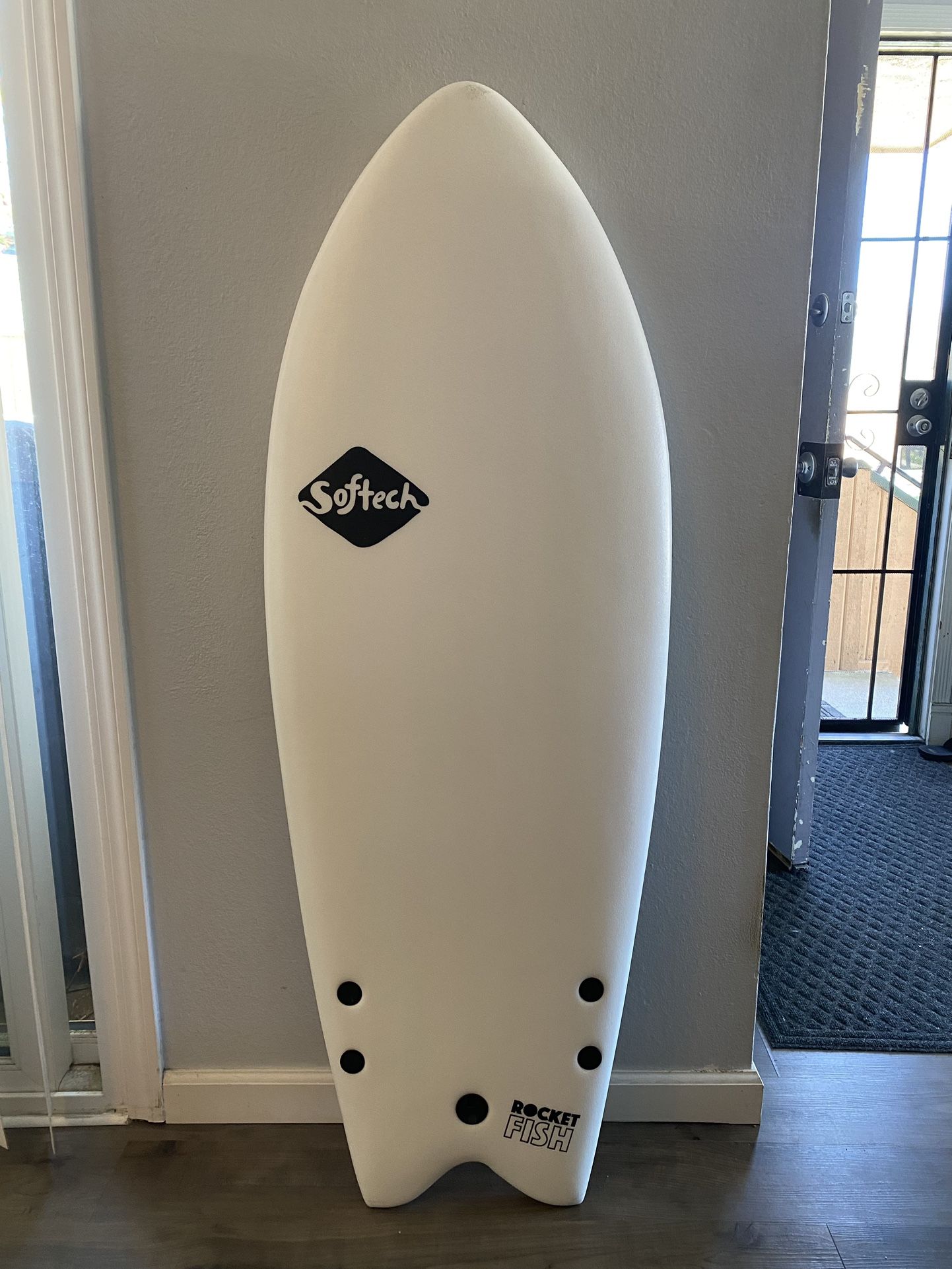 Softech Surfboard - 4’8 Rocket fish