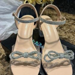 Vestido/Accesorios de Mujer