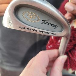 Daiwa Bag And Golf Clubs